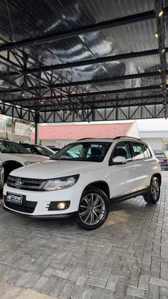 VOLKSWAGEN TIGUAN 1.4 TSI 16V TURBO GASOLINA 4P DSG VOLKSWAGEN TIGUAN 1.4 TSI 16V TURBO GASOLINA 4P DSG